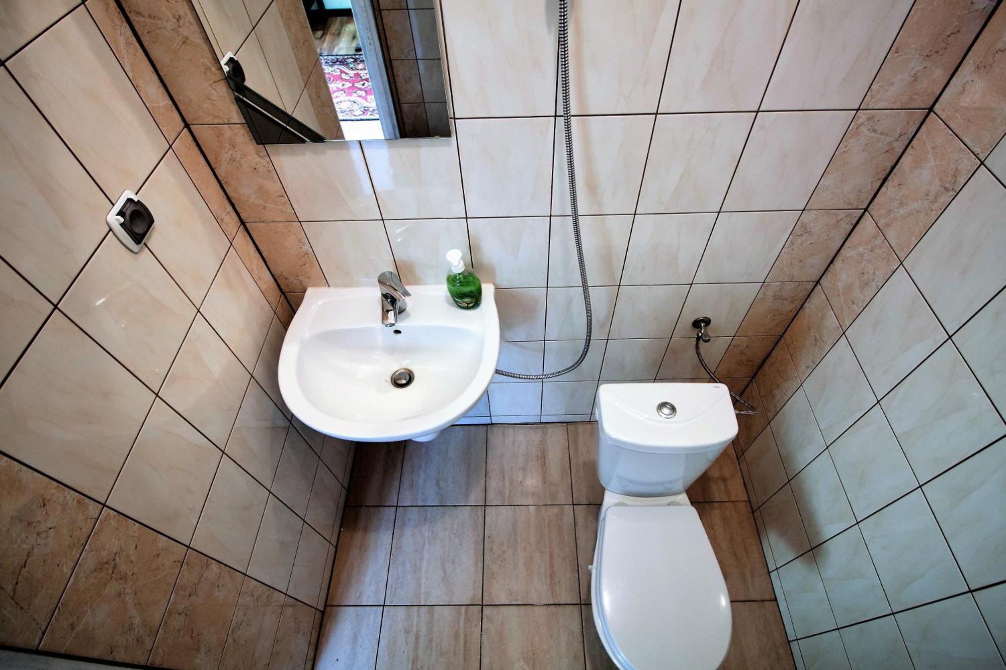 Kremenaros Hostel Ustrzyki Górne Стая снимка