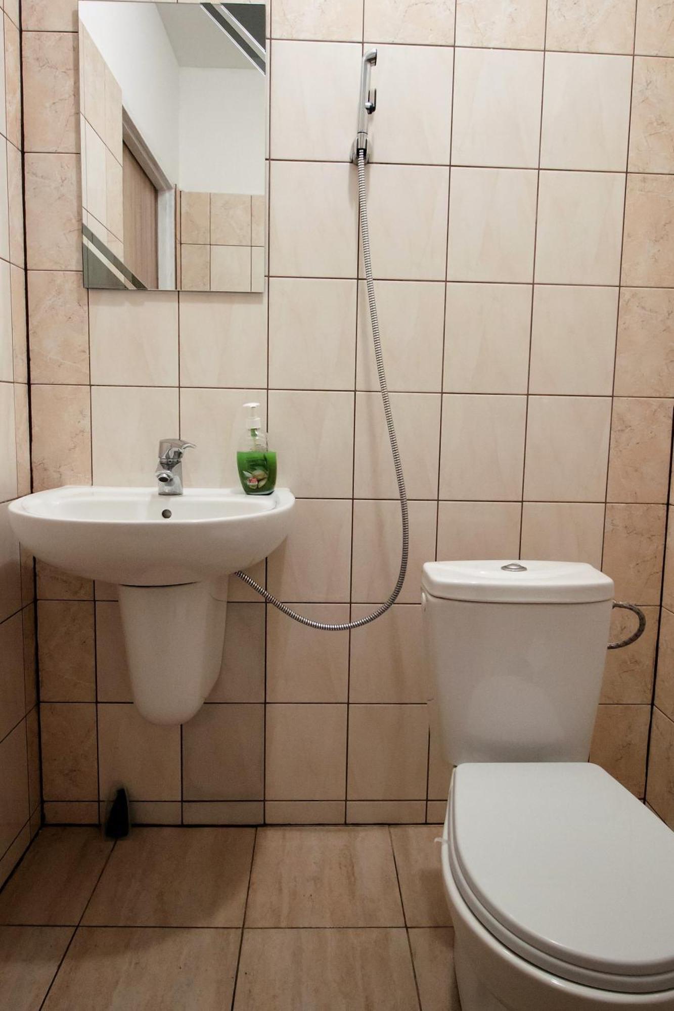 Kremenaros Hostel Ustrzyki Górne Стая снимка