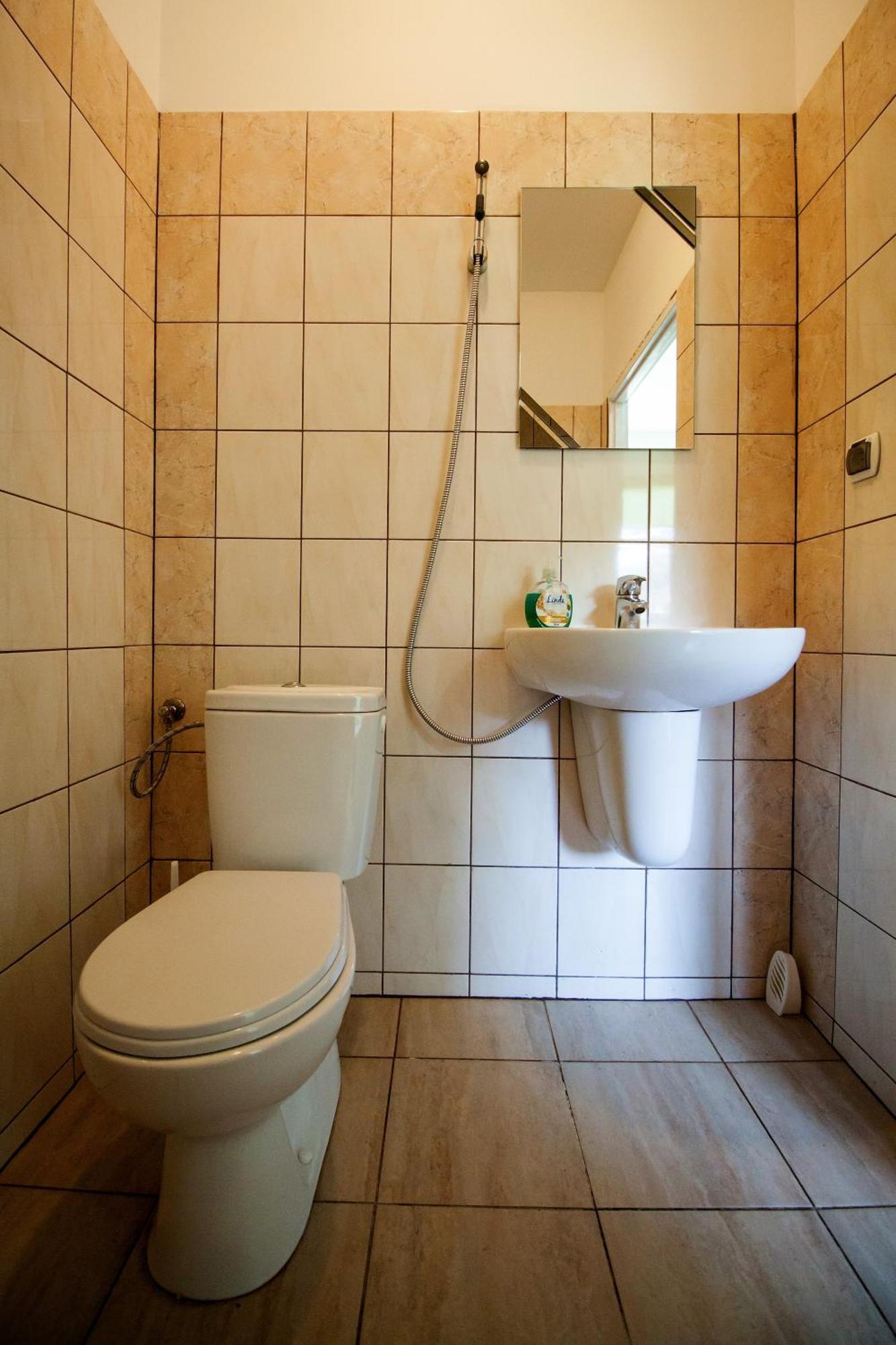 Kremenaros Hostel Ustrzyki Górne Стая снимка
