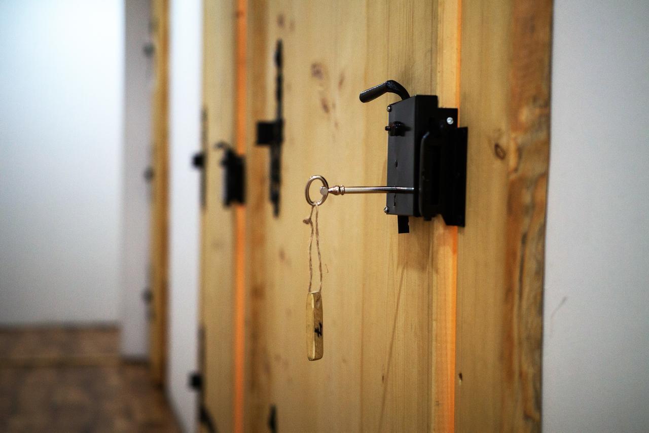 Kremenaros Hostel Ustrzyki Górne Екстериор снимка